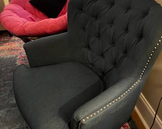 Side view of reading chair