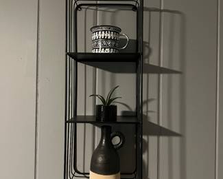 Black wire 3 tier shelf $5