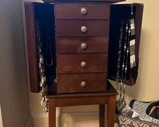 Jewelry box $25