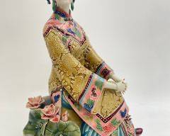 Fine Vintage Foshan Guengdang Chinese Figural Stoneware Woman Geisha Sitting Pretty
