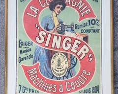 1904 Antique La Compagine Singer Machines Covdre with Stamp Exiger Cette Marque De Garantie