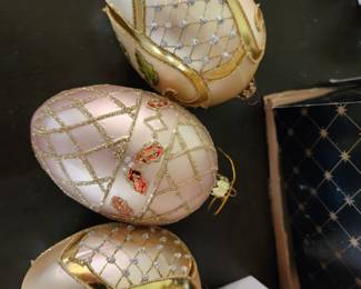 3 POLAND GLASS EGGS