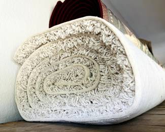 Large White Rug.  Excellent condition.