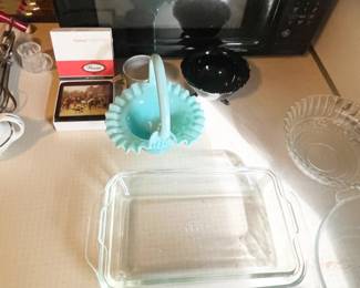 PYREX GLASSWARE