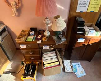 New Photo (Saturday AM). Plenty of quality items to discover! Take 25% off of everything today. 