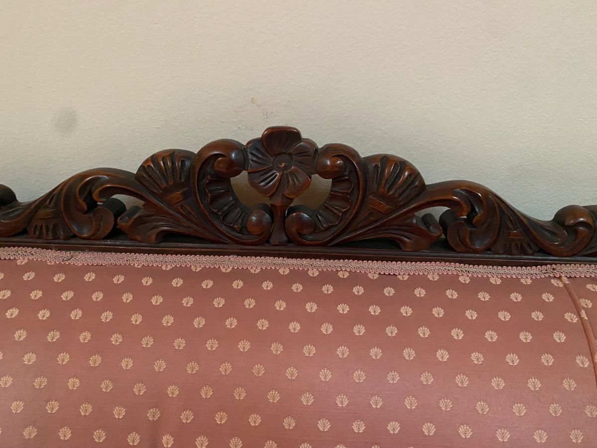 Leesburg Sale, ONE DAY, Vintage Furniture and more starts on 9/16/2023