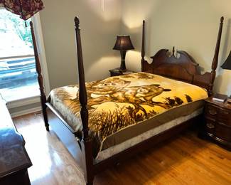 Queen Bed - Four Post Bed Frame - Main Floor Bedroom #1