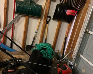 Lawn mower
Yard tools