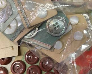 Extra Nice Vintage Garment Buttons