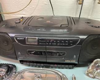 SONY "Boom Box" Type w/Radio/Cassette/CD
