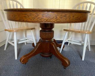 Fabulous! Oak? Dinner Table Pic #3      Also a Pair of Chairs!! 