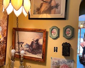 Nice selection of pictures, prints and paintings (several vintage finds)