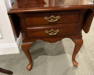 Two Drawer Thomasville Side Table with Leaves