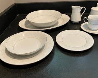 Completeset of china!  New in box