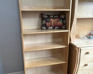 Matching shelving unit