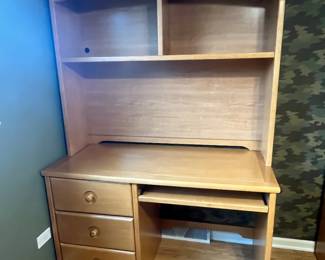Desk with hutch