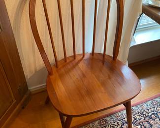 Set of four Windsor chairs