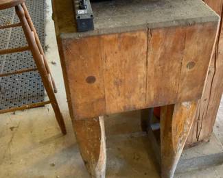 Bid now at https://bid.damewoodauctioneers.com/ui/auctions/106342