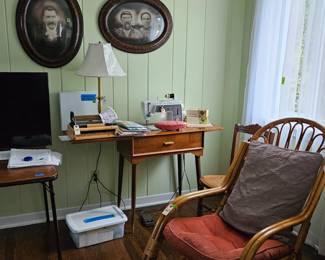 Singer sewing machine