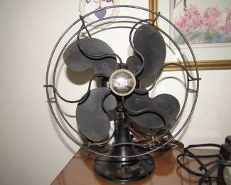 Emerson B-Jr fan.  Works great!