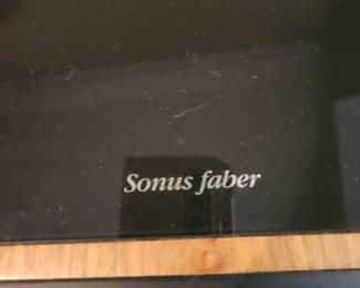 Sonus faber floor speakers 