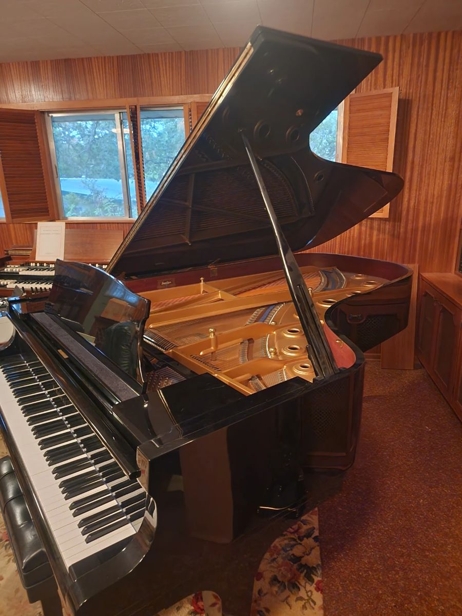 K. Kawai 74" KG - 7D