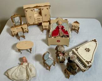 1950's vintage Spielware doll house furniture.