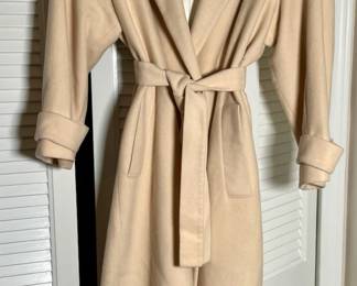 Vintage ladies cashmere coat.