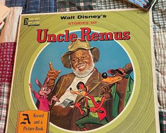 Group of Disney albums.