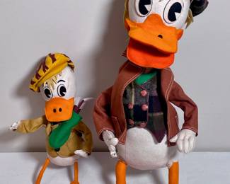 2 1950's Donald Duck felt plush toys attributed to Lars of Italy.
