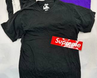7 Supreme Hanes 100 Percent Cotton T-Shirts, Size Small, Some New, Some Lightly Used
Lot #: 34