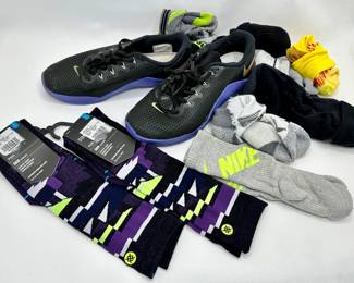 Nike Metcon R5001-RB Sneakers, Size 8, Like New & 9 Pairs Athletic Socks By Nike, Puma & More
Lot #: 63