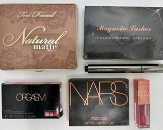 Magnetic Eyelashes & Make-Up By Laura Mercier, Orgasm, NARS & Two Faced, All New
Lot #: 48
