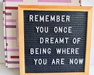 XO, Sienna Flet Message Board, Used Once
Lot #: 100