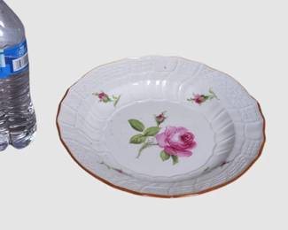 43. Meissen Pink Rose Pattern Plate