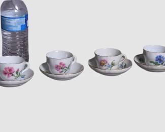46. Four 4 Meissen Porcelain Teacups With Saucers