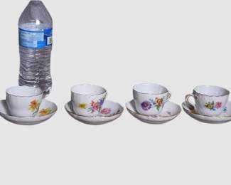 62. Meissen Blue Onion Shakers