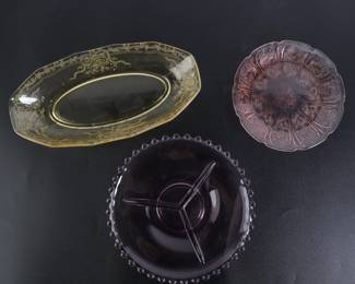 Lot 5779 Lot of 3 Vintage Glassware