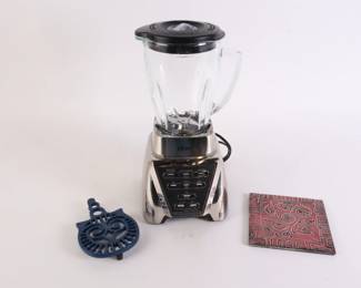 Lot 5788 Oster Blender and 2 Trivets