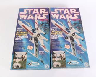 Lot 5818 Estes Star Wars MaxiBrute XWing Flying Model Rocket 1302 Model Rocket Kit 2Pack