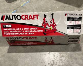 Lot 6556 AutoCraft Hydraulic Jack  Jack Stands