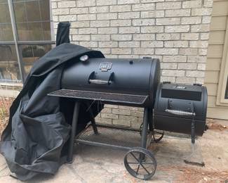 Oklahoma joes smoker 
