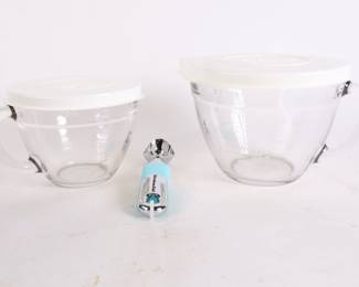 Lot 7360 Set of Two Pampered Chef Measuring Cups with Lids and Kitchen Aid Ice Cream Scoop
