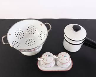 Lot 6943 Lot of Misc Vintage Kitchen Items