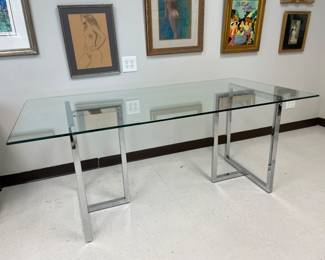 Lot 5629 Beveled Edge Glass Modern Dining Table