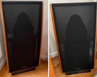 Lot 4304 Pair 2 Large Dahlquist Floor Speakers