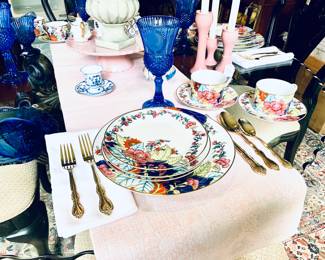 IMPERIAL LEAF CHINA 
GOLD PLATED FLATWARE