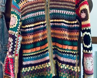 YOUTH VINTAGE SWEATER 