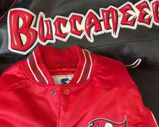 2 Tampa Bay Buccaneers Lot 