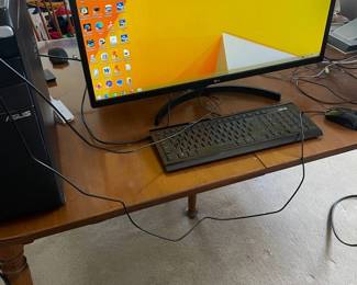 ASUS Computer And 32 LG Monitor